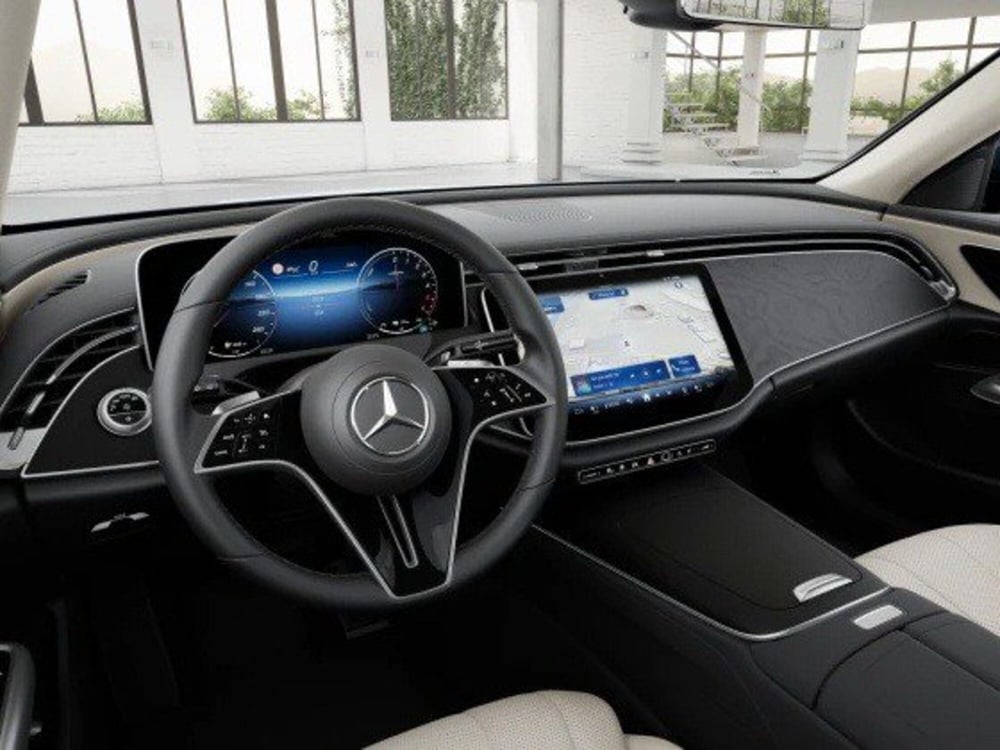 Mercedes-Benz Classe E Station Wagon nuova a Ancona (11)
