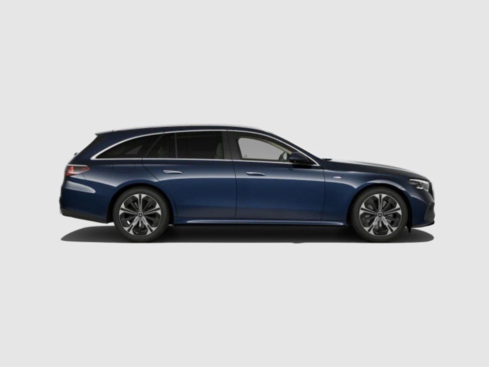 Mercedes-Benz Classe E Station Wagon nuova a Ancona (4)