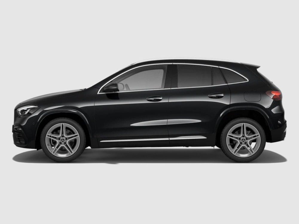 Mercedes-Benz GLA SUV nuova a Ancona (2)