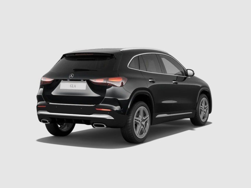 Mercedes-Benz GLA SUV nuova a Ancona (5)