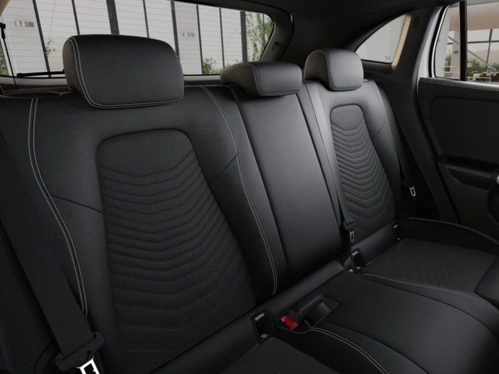 Mercedes-Benz GLA SUV nuova a Ancona (11)