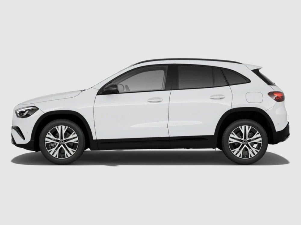 Mercedes-Benz GLA SUV nuova a Ancona (2)