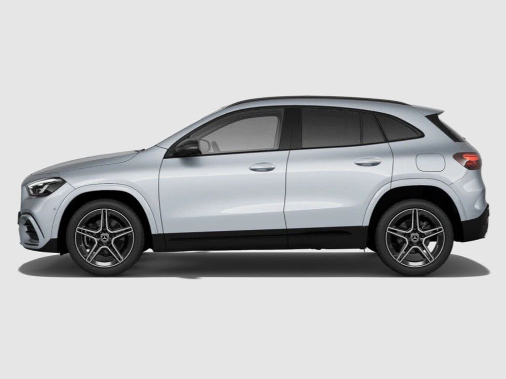 Mercedes-Benz GLA SUV nuova a Ancona (2)