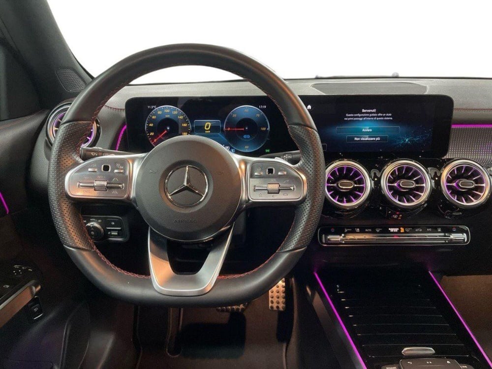 Mercedes-Benz EQB usata a Macerata (11)