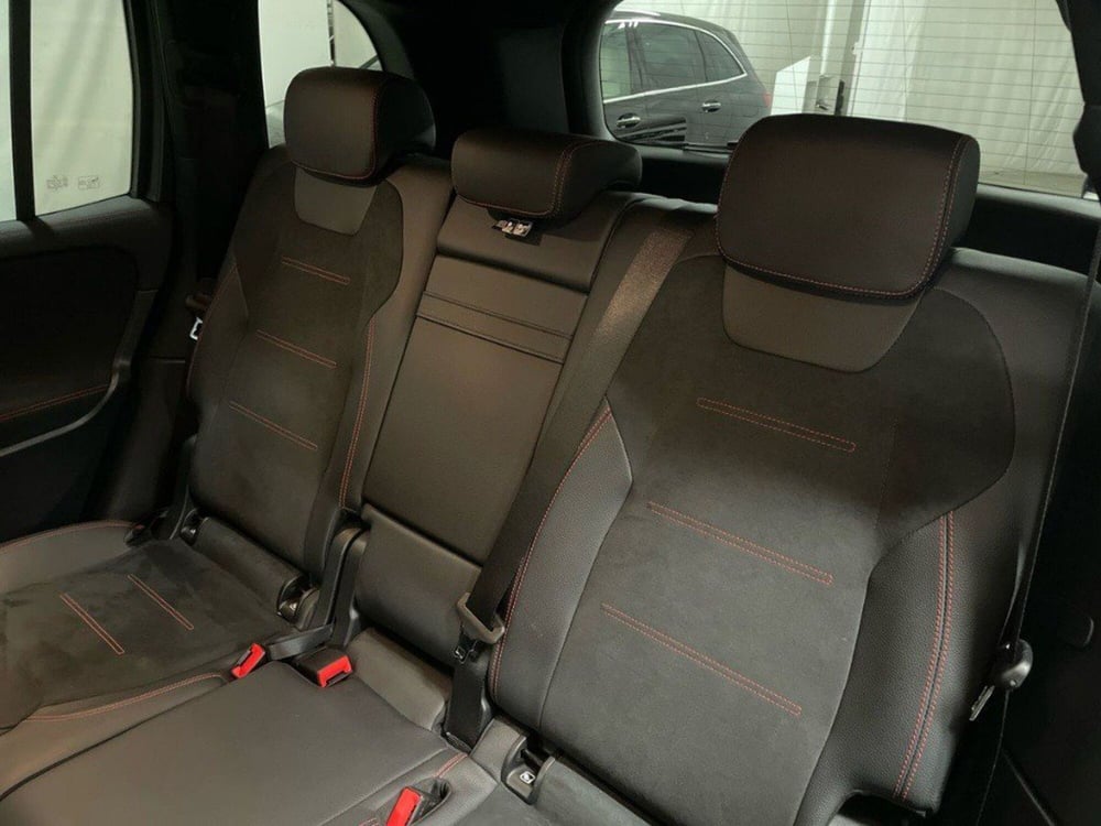 Mercedes-Benz EQB usata a Macerata (13)