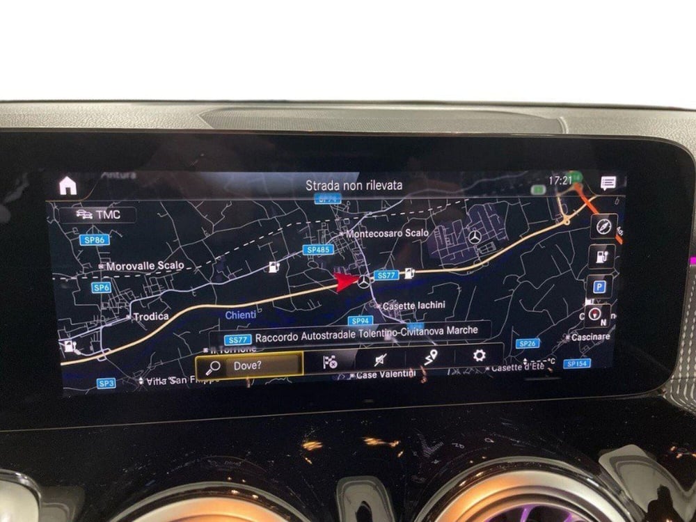 Mercedes-Benz EQB usata a Macerata (15)
