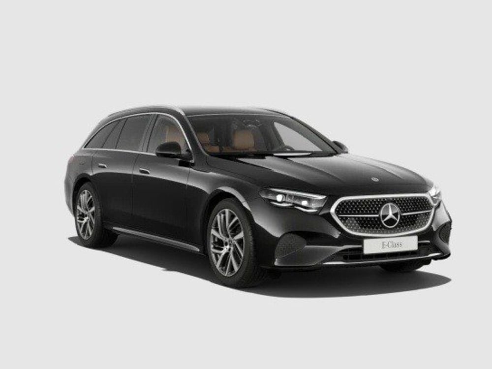 Mercedes-Benz Classe E Station Wagon nuova a Macerata (3)