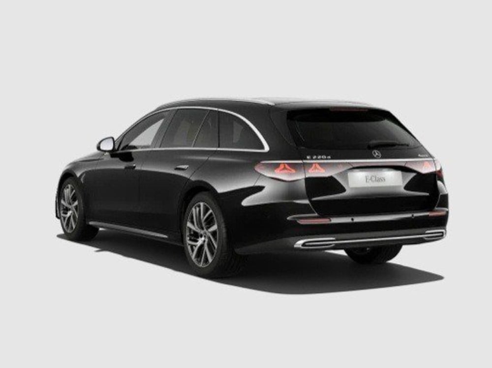 Mercedes-Benz Classe E Station Wagon nuova a Macerata (7)