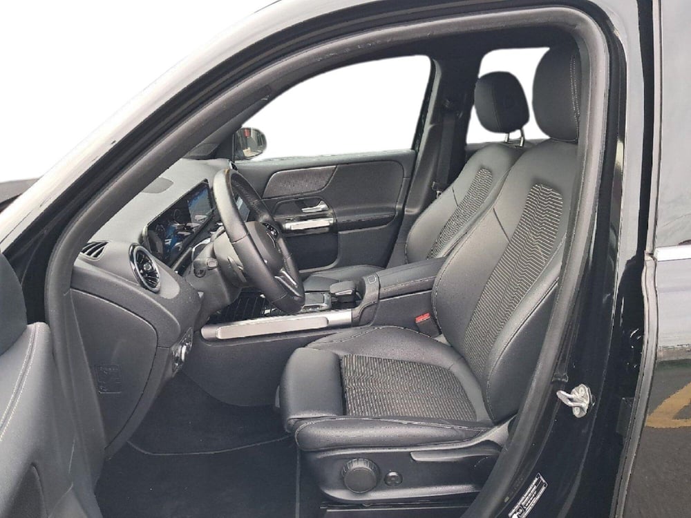 Mercedes-Benz GLB usata a Salerno (10)