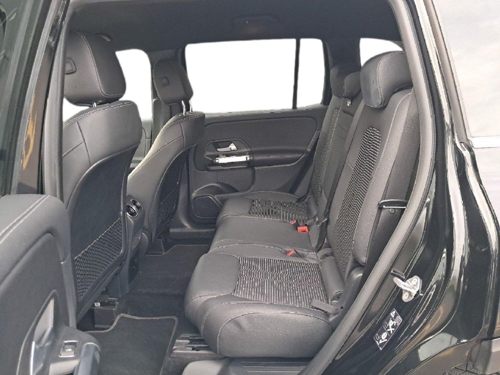 Mercedes-Benz GLB usata a Salerno (11)