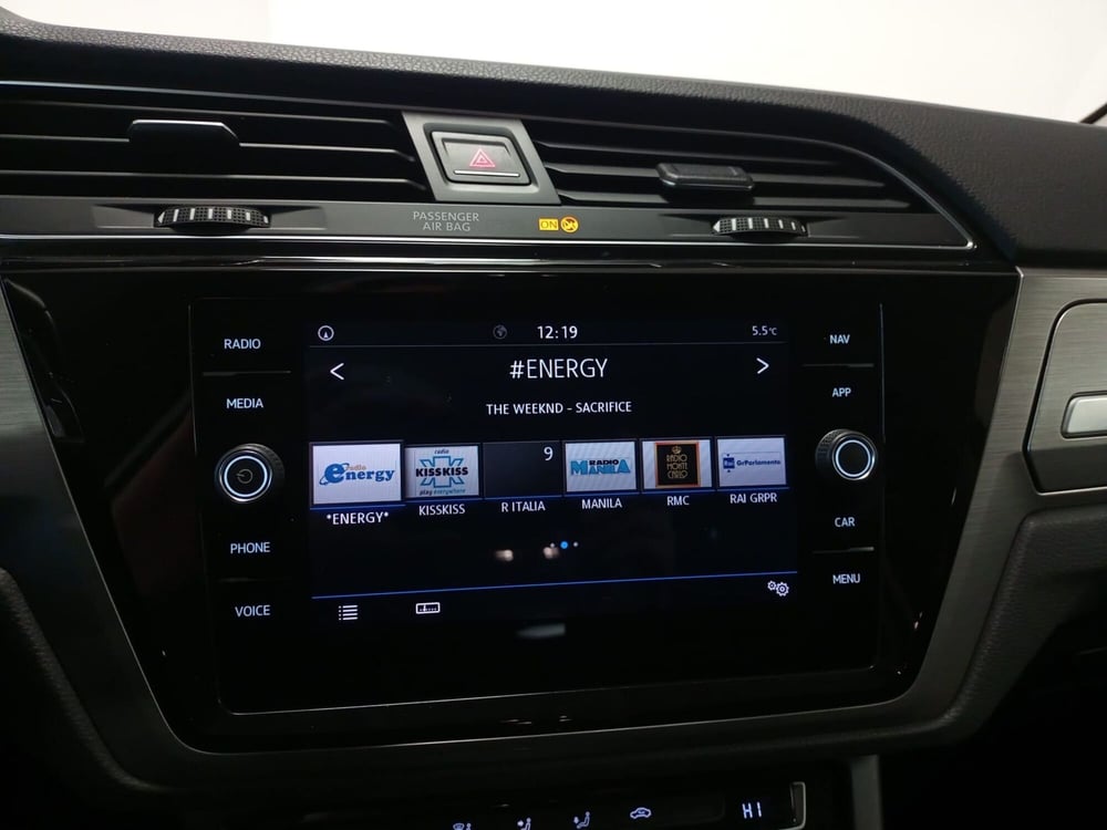 Volkswagen Touran usata a Torino (14)