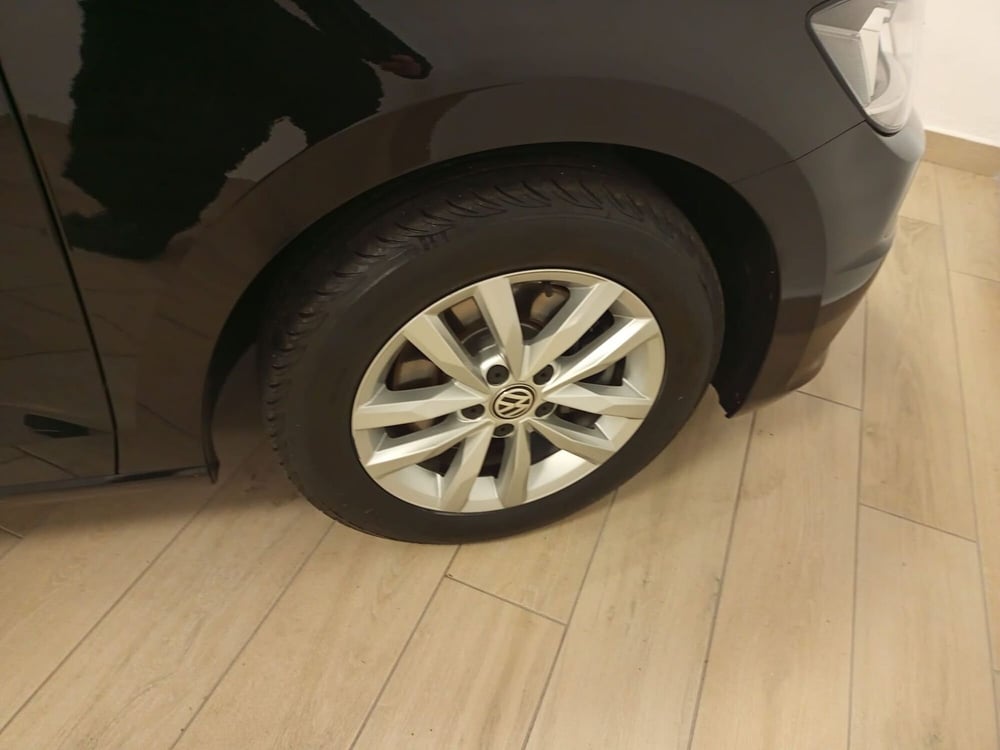 Volkswagen Touran usata a Torino (18)