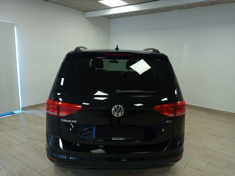 Volkswagen Touran usata a Torino (5)