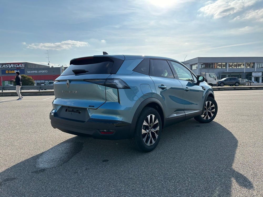 Renault Symbioz nuova a Pavia (3)