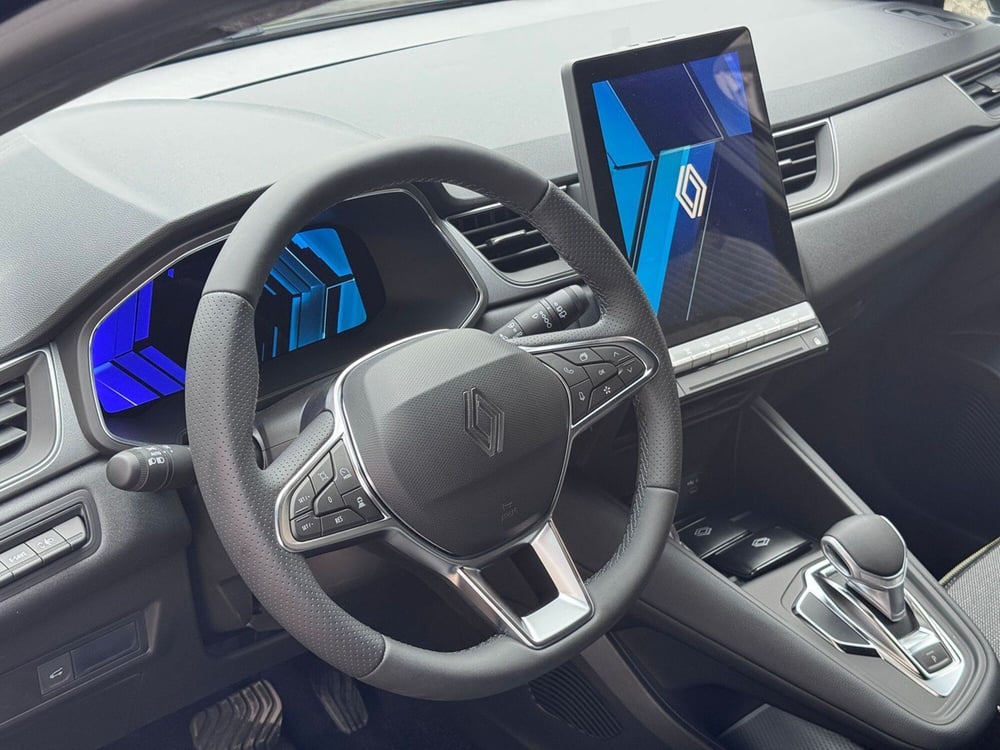Renault Symbioz nuova a Pavia (10)
