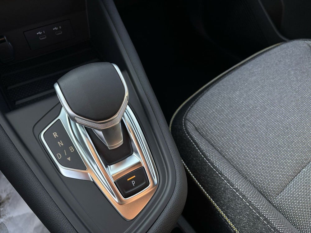 Renault Symbioz nuova a Pavia (7)