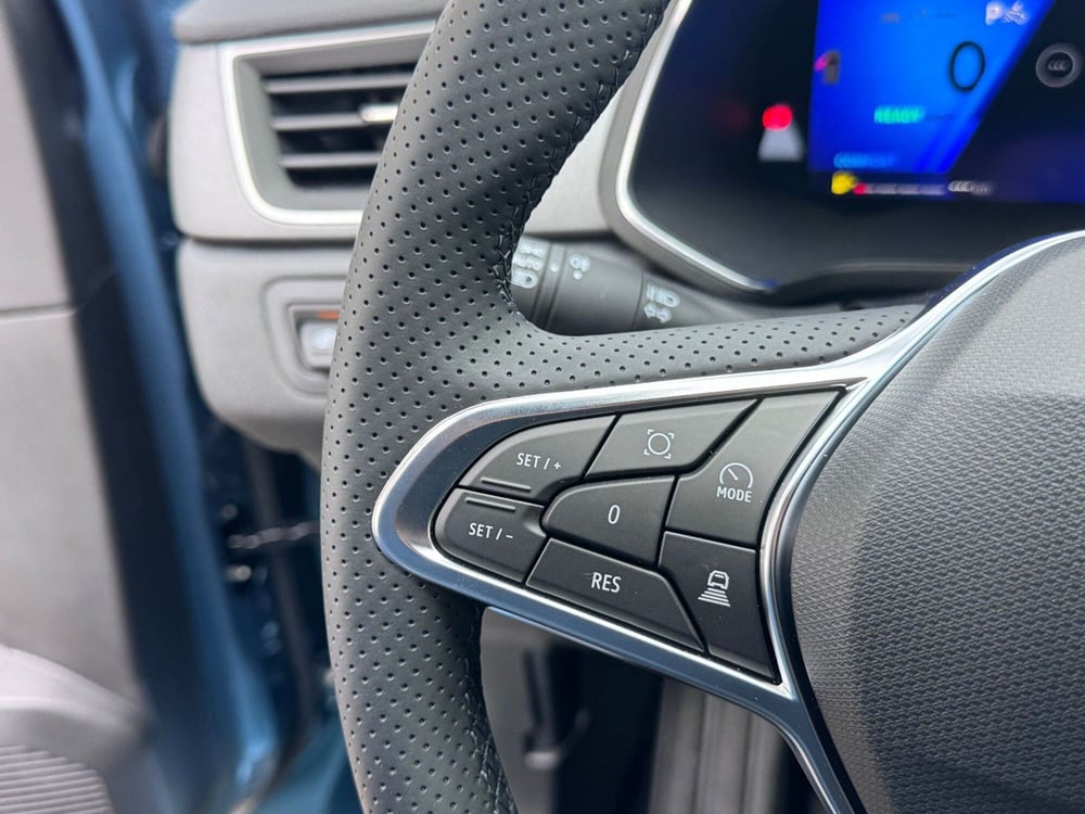 Renault Symbioz nuova a Pavia (7)