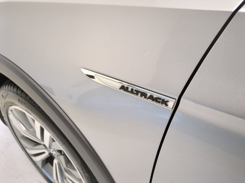 Volkswagen Passat Variant usata a Avellino (11)