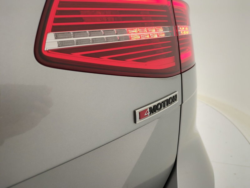 Volkswagen Passat Variant usata a Avellino (12)