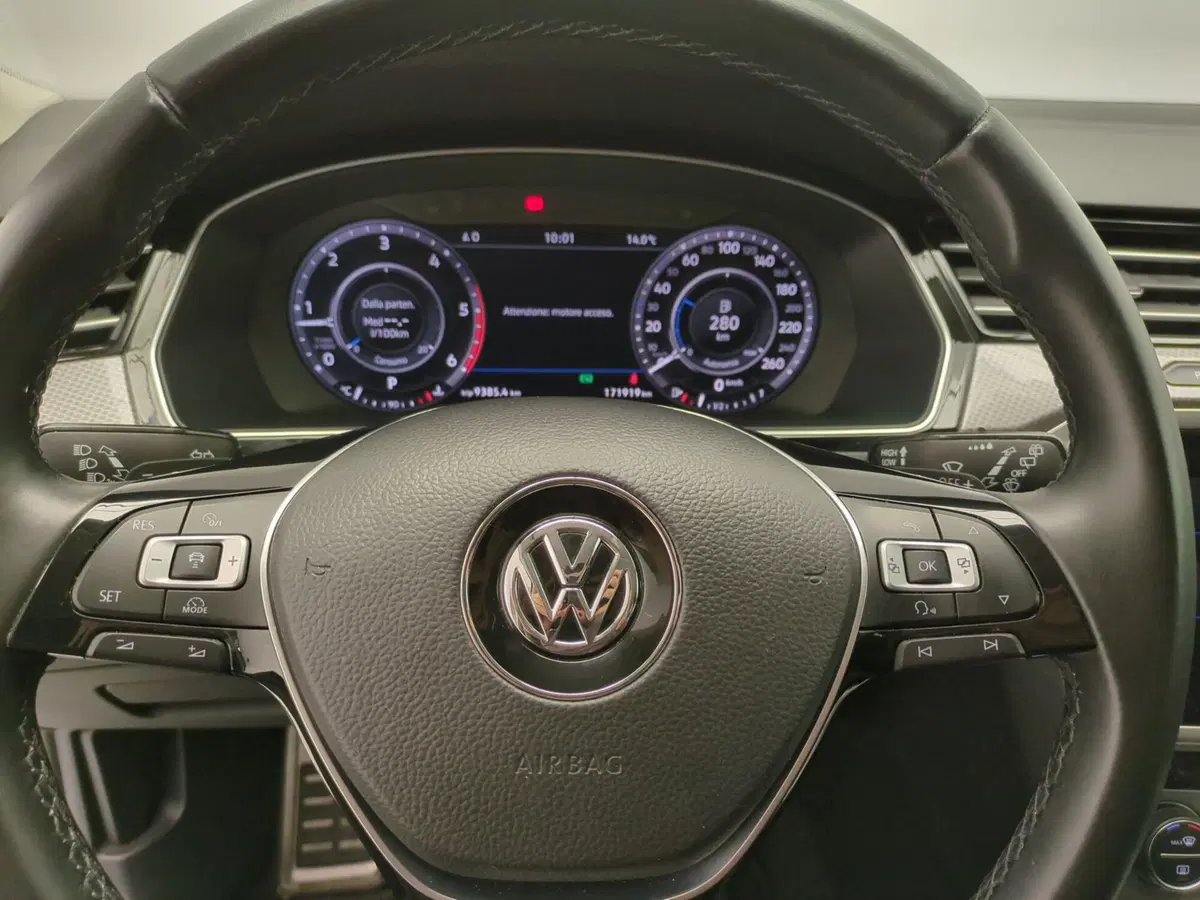 Volkswagen Passat Variant usata a Avellino (19)