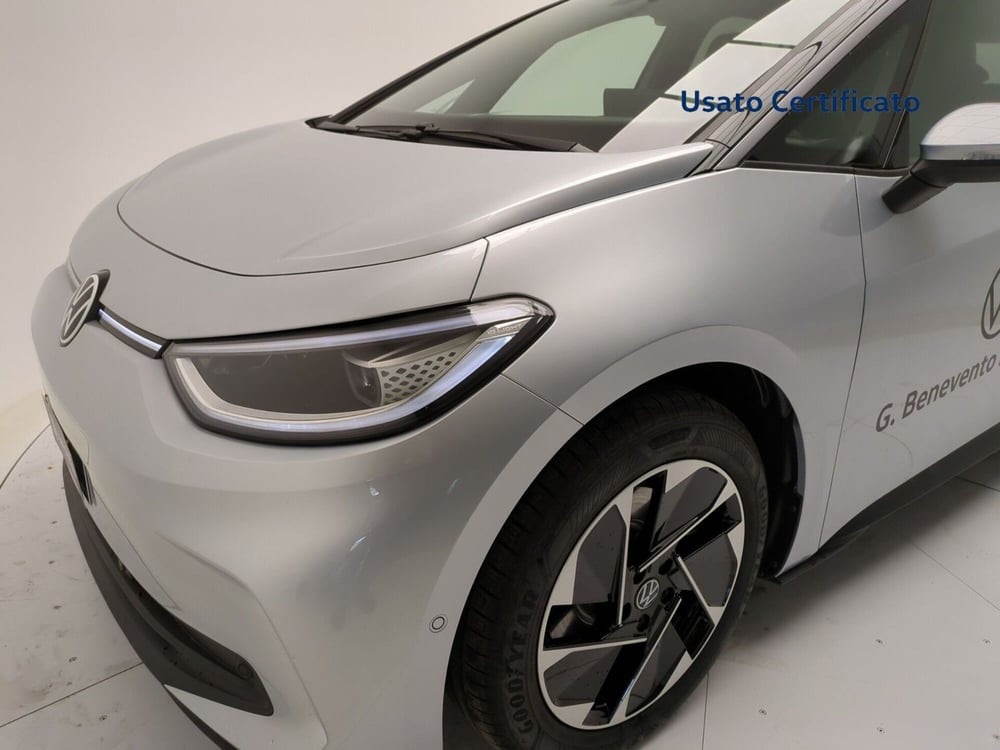 Volkswagen ID.3 nuova a Avellino (8)