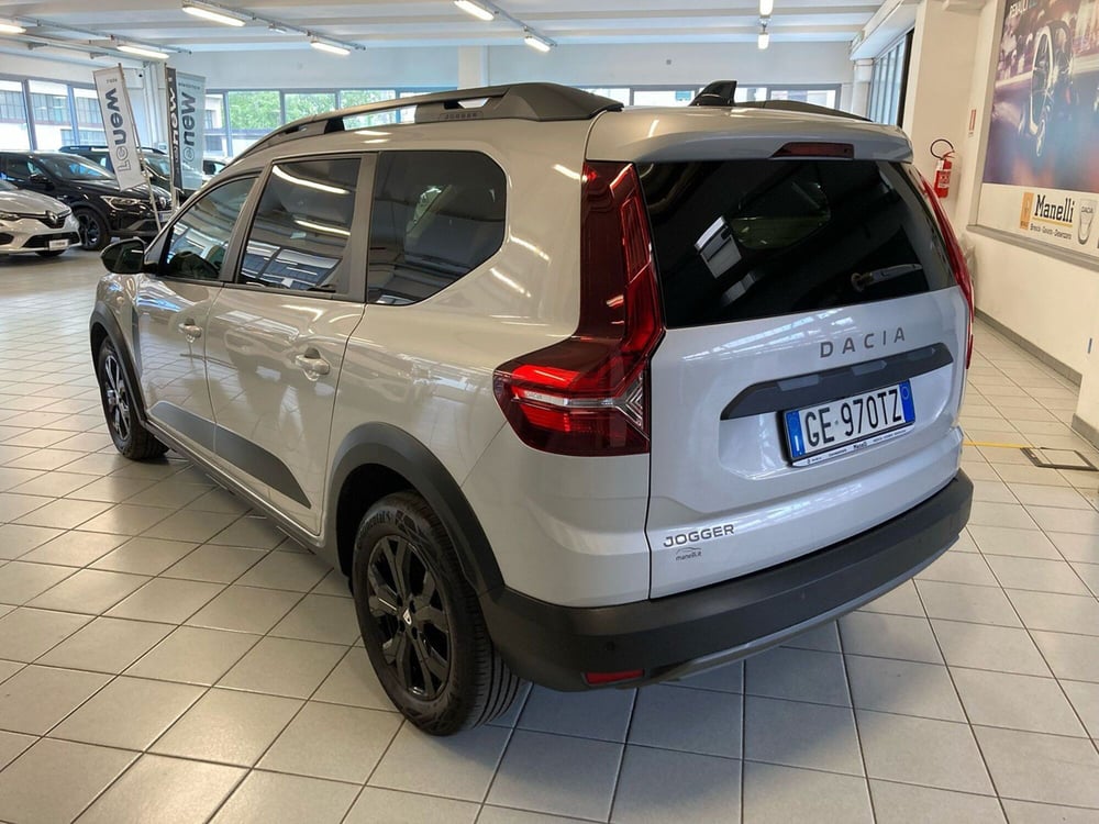 Dacia Jogger usata a Brescia (8)