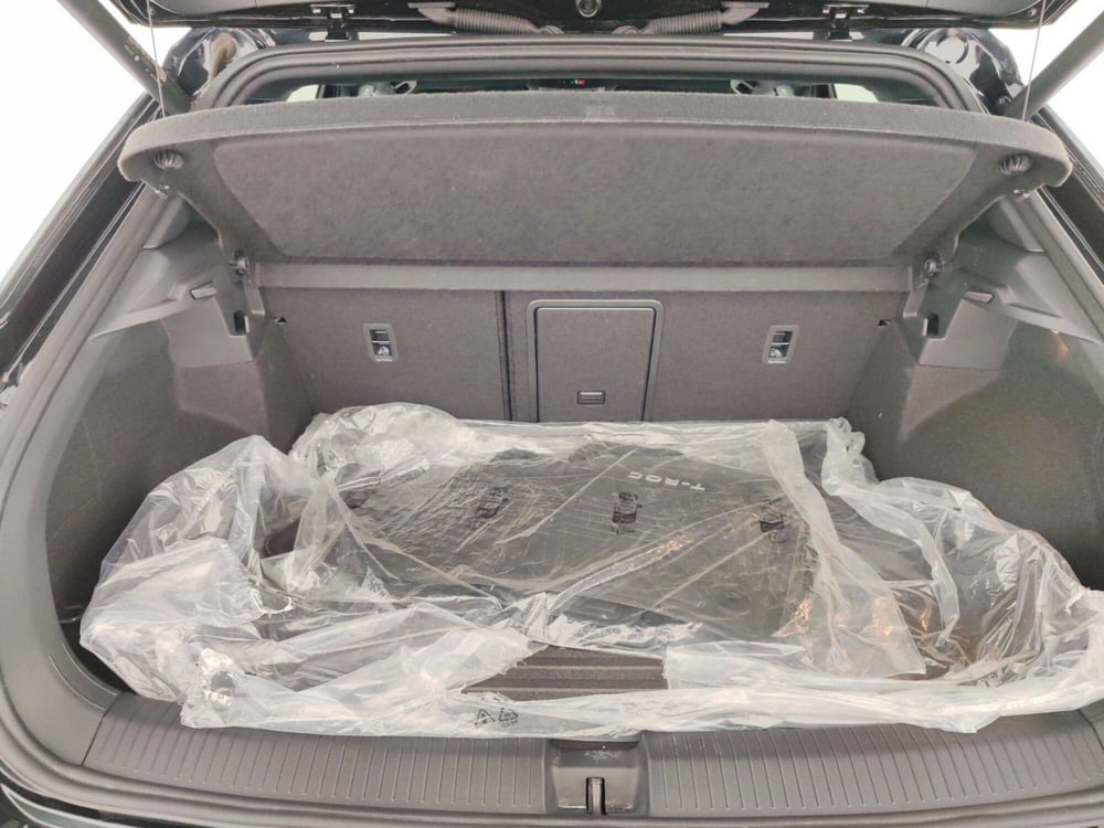 Volkswagen T-Roc usata a Massa-Carrara (16)