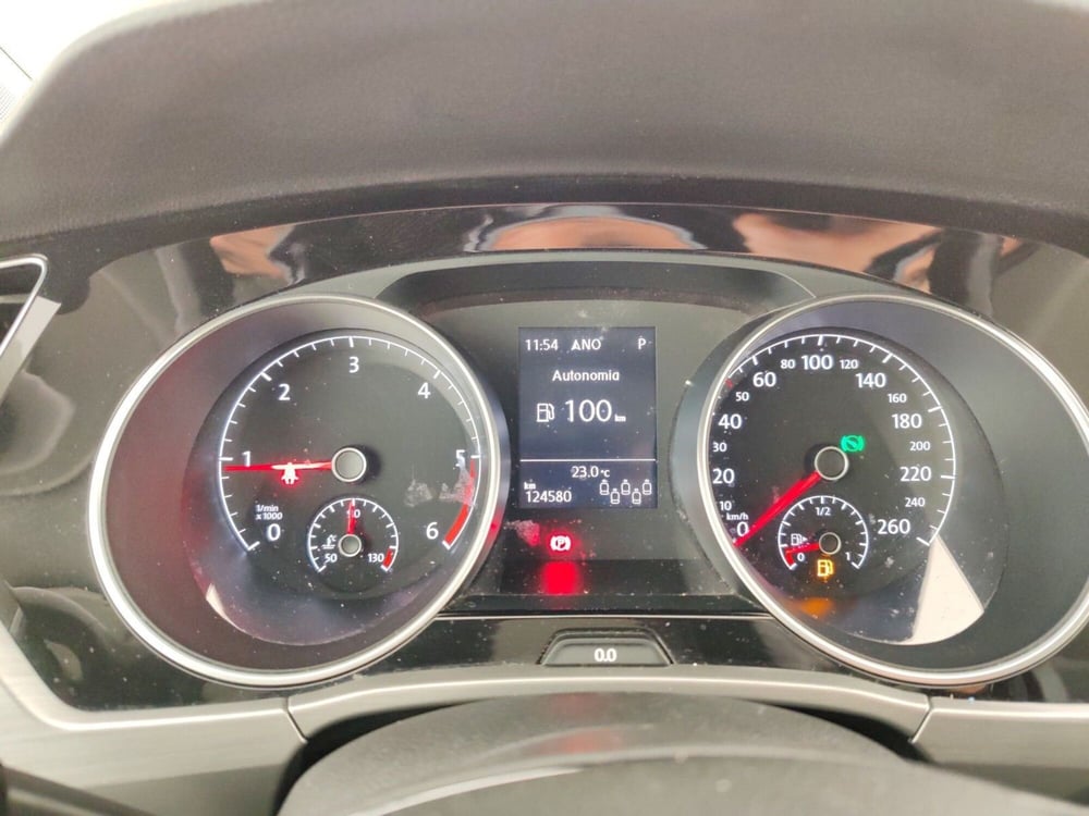 Volkswagen Touran usata a Massa-Carrara (15)