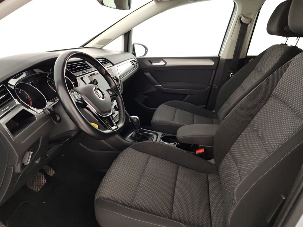 Volkswagen Touran usata a Massa-Carrara (7)