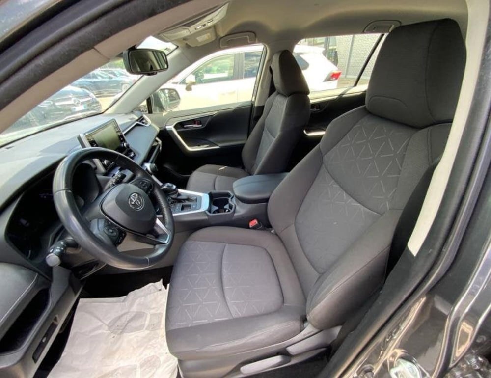 Toyota Rav4 usata a Perugia (13)