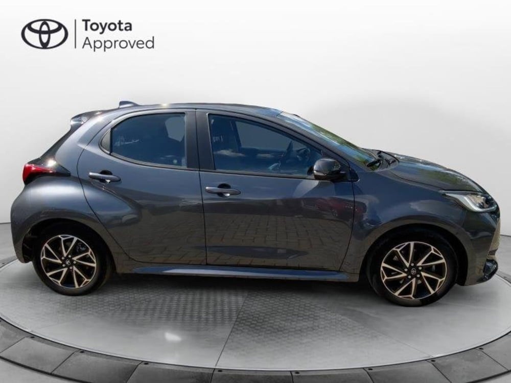 Toyota Yaris usata a Perugia (15)