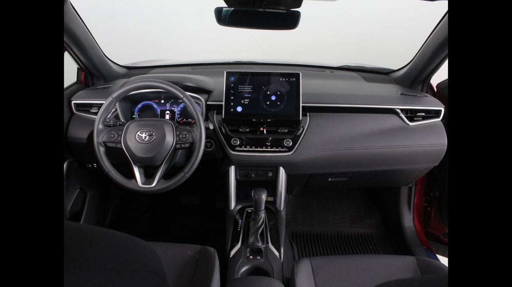 Toyota Corolla Cross Hybrid usata a Palermo (9)