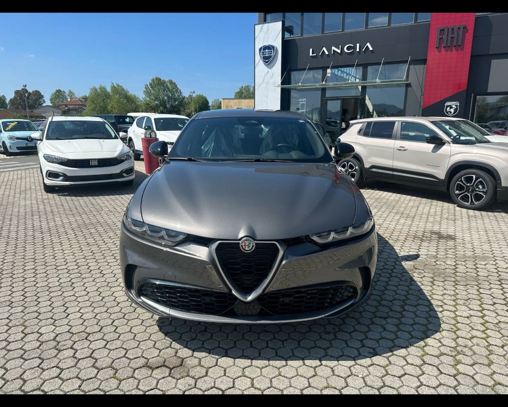 Alfa Romeo Tonale nuova a Lucca (2)