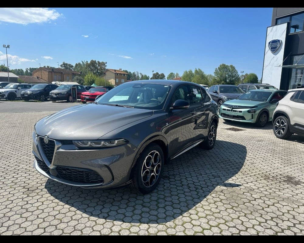 Alfa Romeo Tonale nuova a Lucca (3)