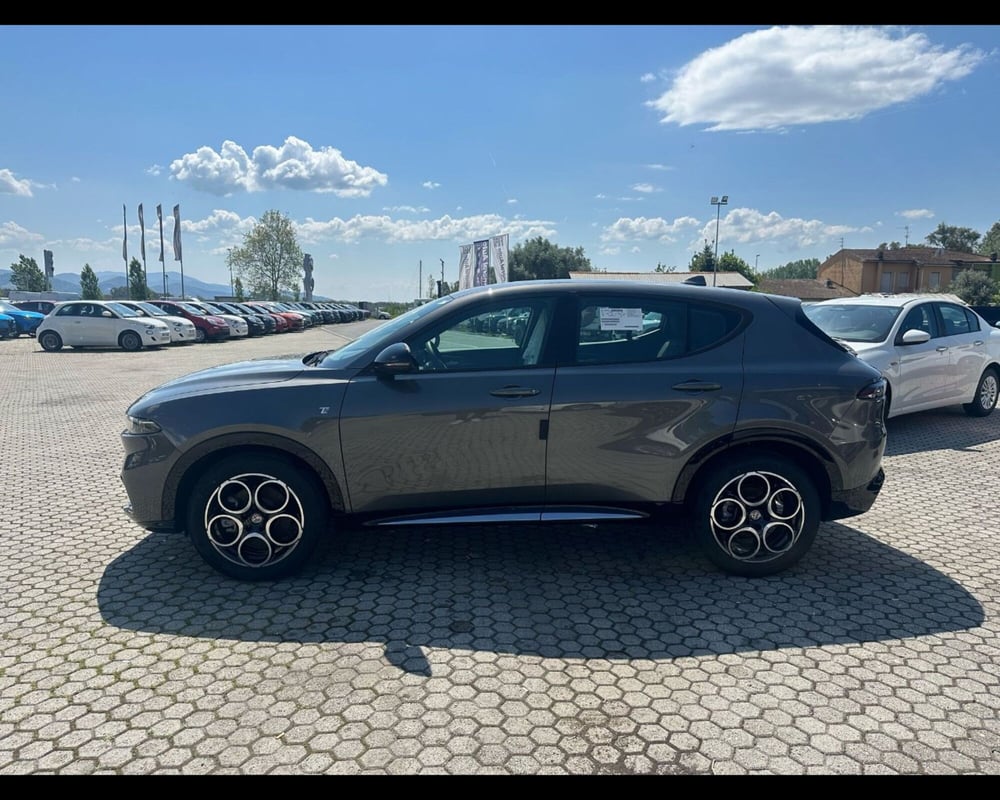 Alfa Romeo Tonale nuova a Lucca (4)