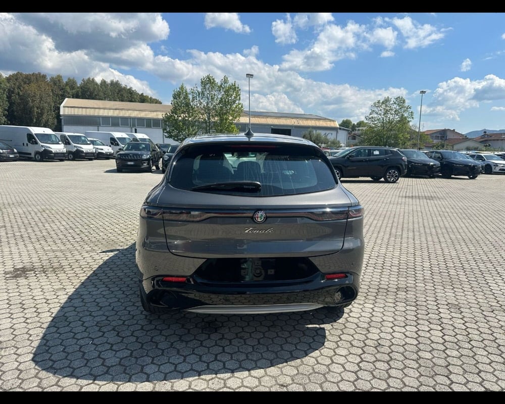 Alfa Romeo Tonale nuova a Lucca (6)