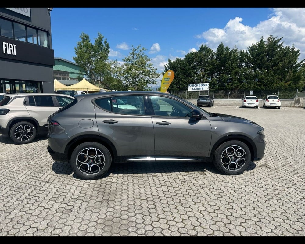Alfa Romeo Tonale nuova a Lucca (8)
