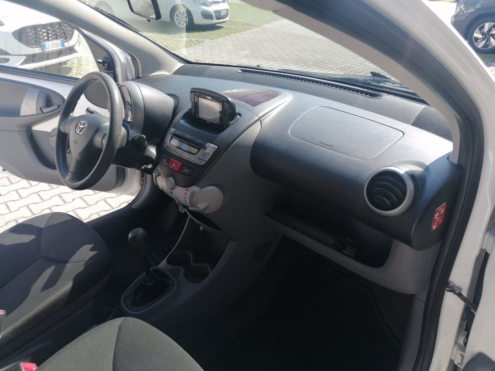 Toyota Aygo usata a Brescia (11)