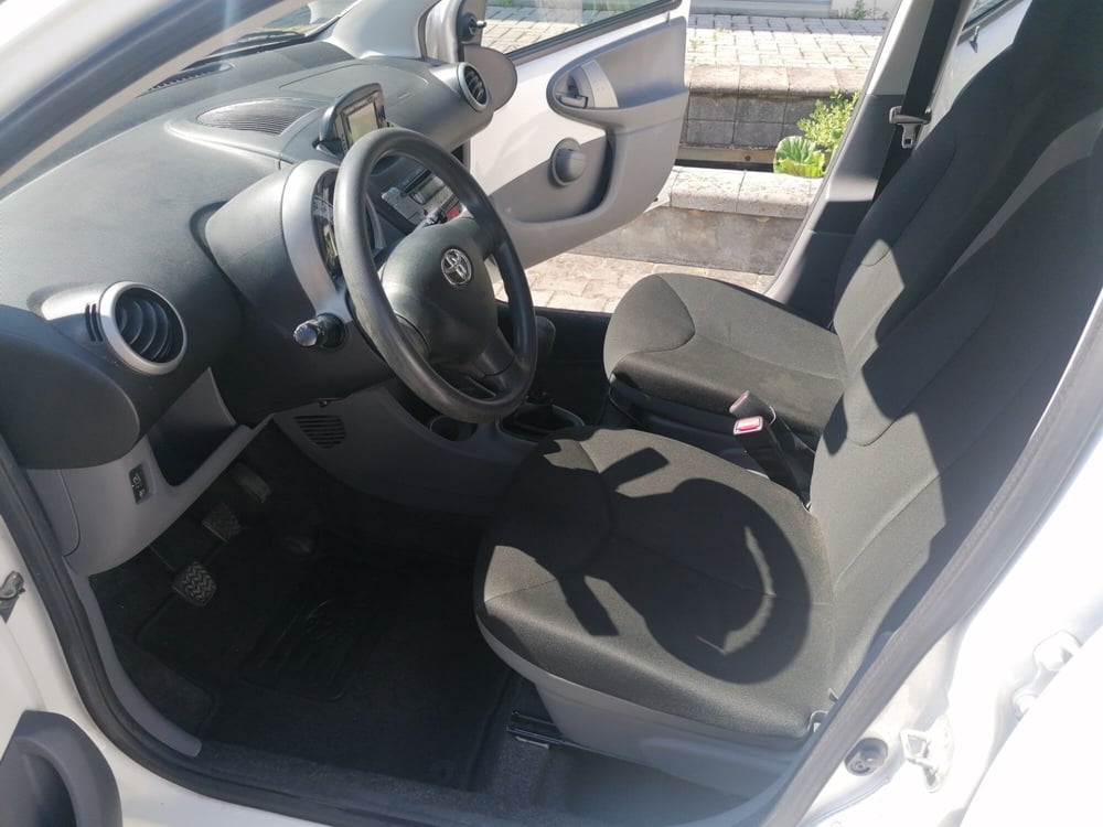 Toyota Aygo usata a Brescia (8)