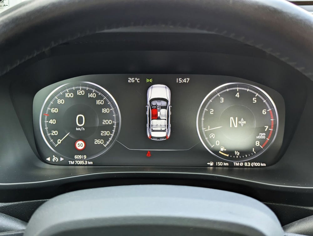 Volvo XC40 usata a Pescara (10)