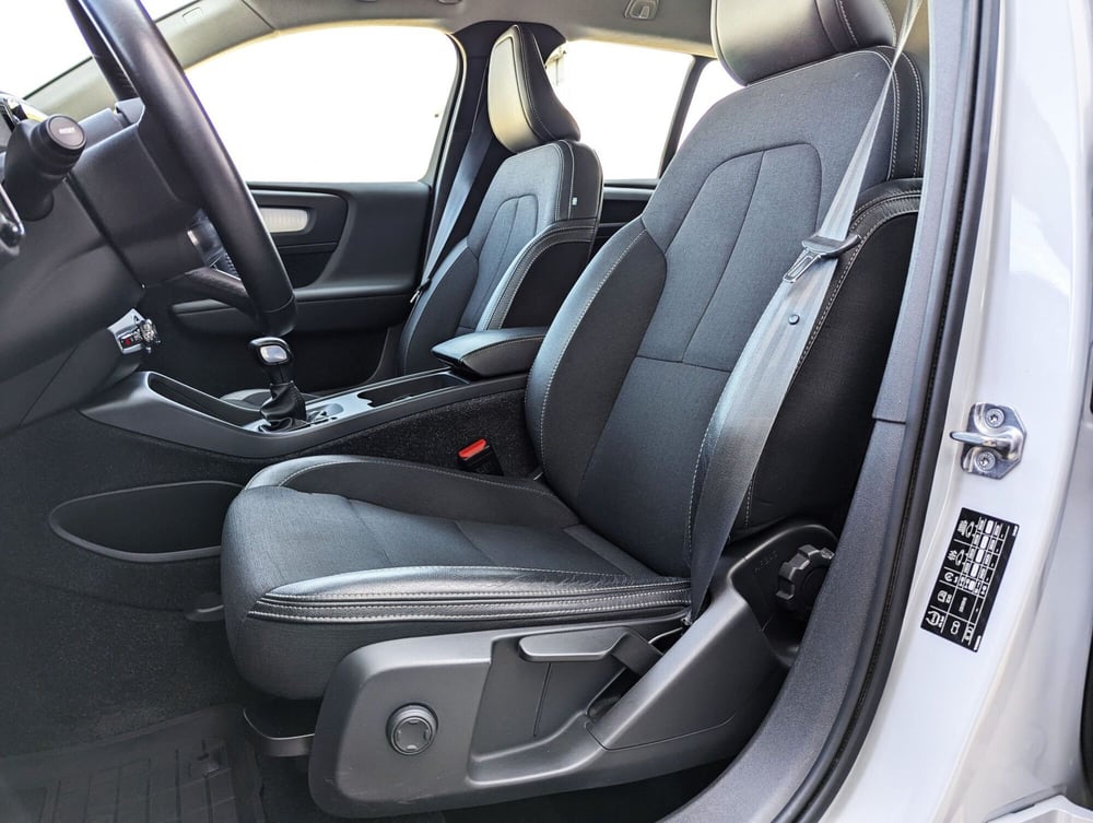 Volvo XC40 usata a Pescara (9)