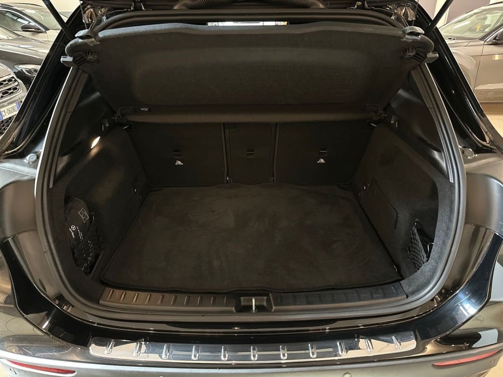 Mercedes-Benz GLA SUV usata a Prato (8)