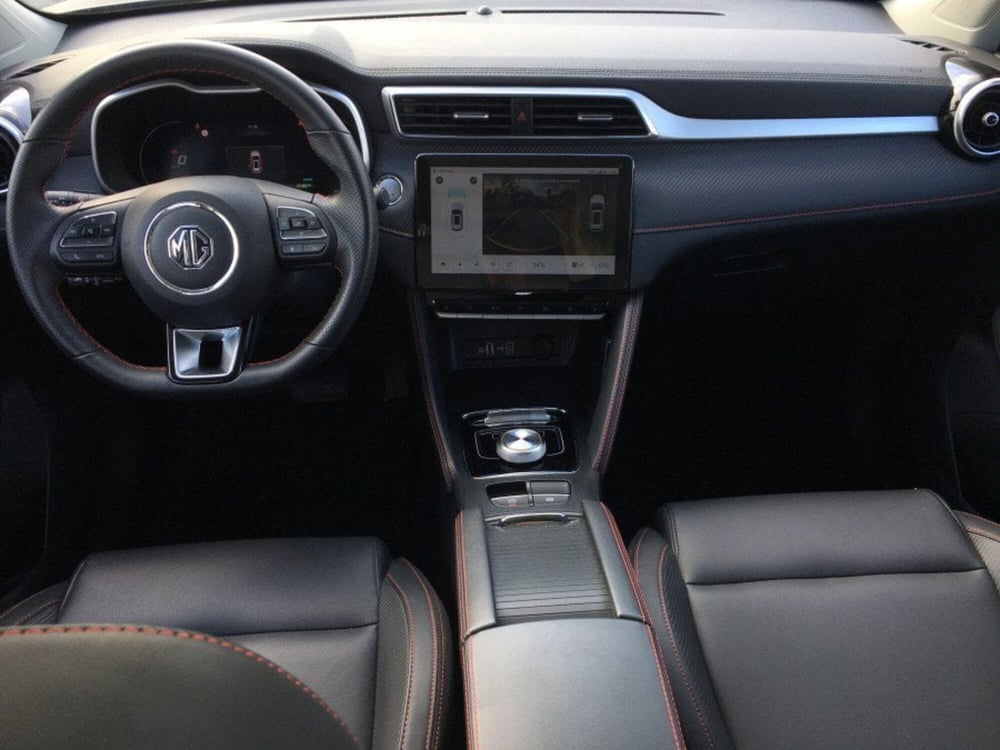Mg ZS EV usata a Cuneo (5)