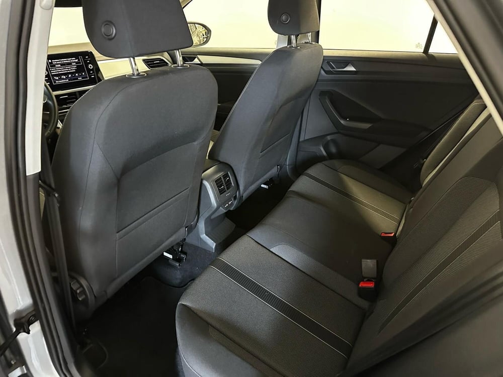 Volkswagen T-Roc usata a L'Aquila (8)