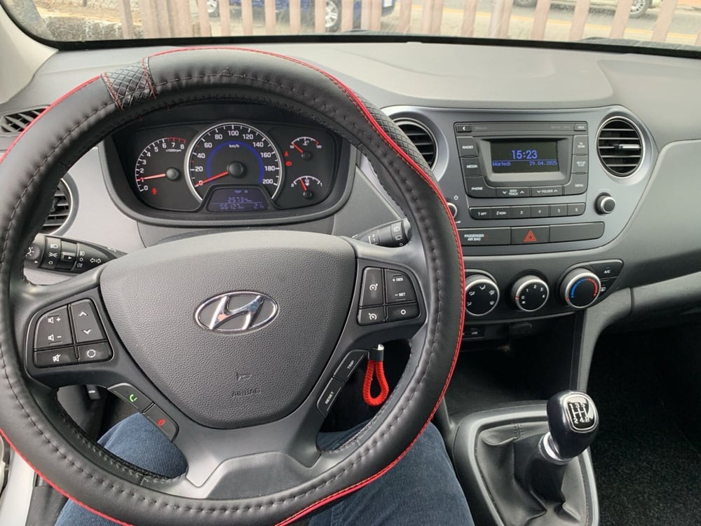 Hyundai i10 usata a Catania (7)