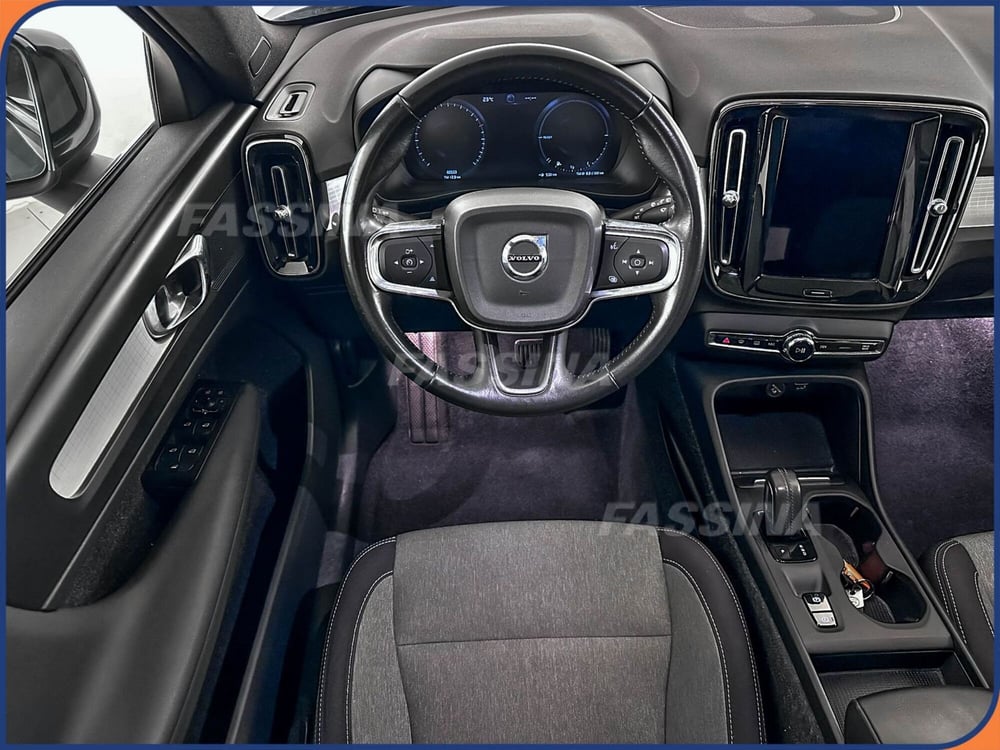Volvo XC40 usata a Milano (10)