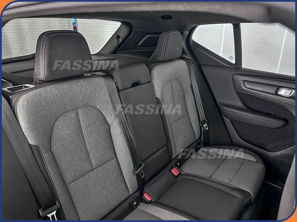 Volvo XC40 usata a Milano (13)