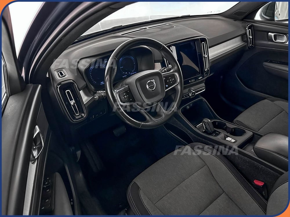 Volvo XC40 usata a Milano (9)