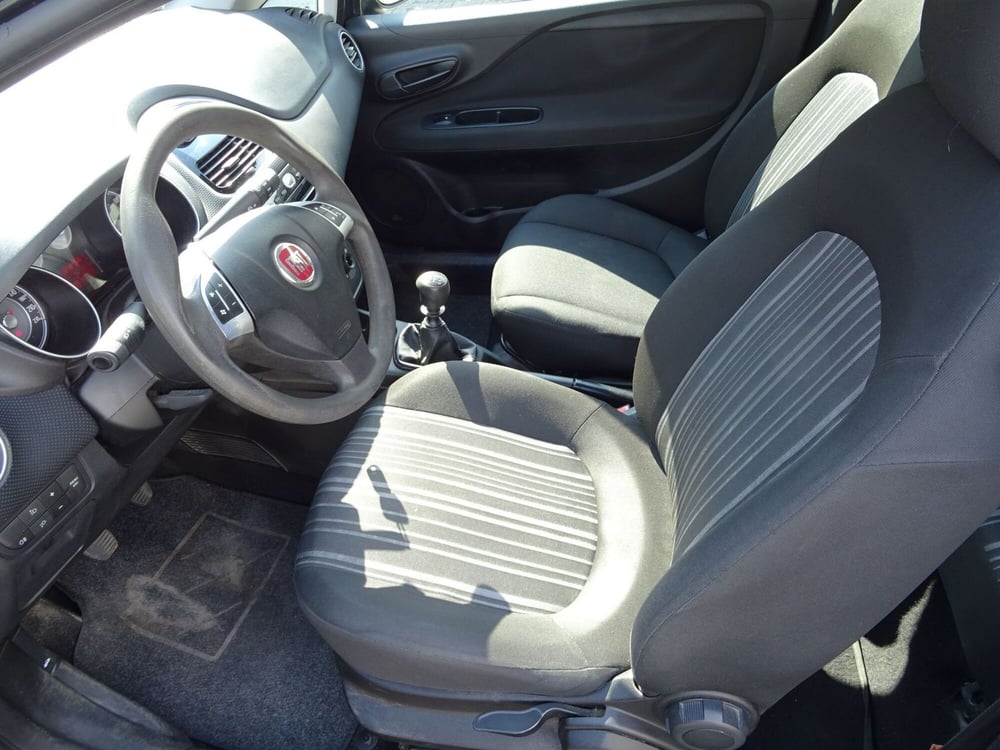 Fiat Grande Punto usata a Lucca (7)