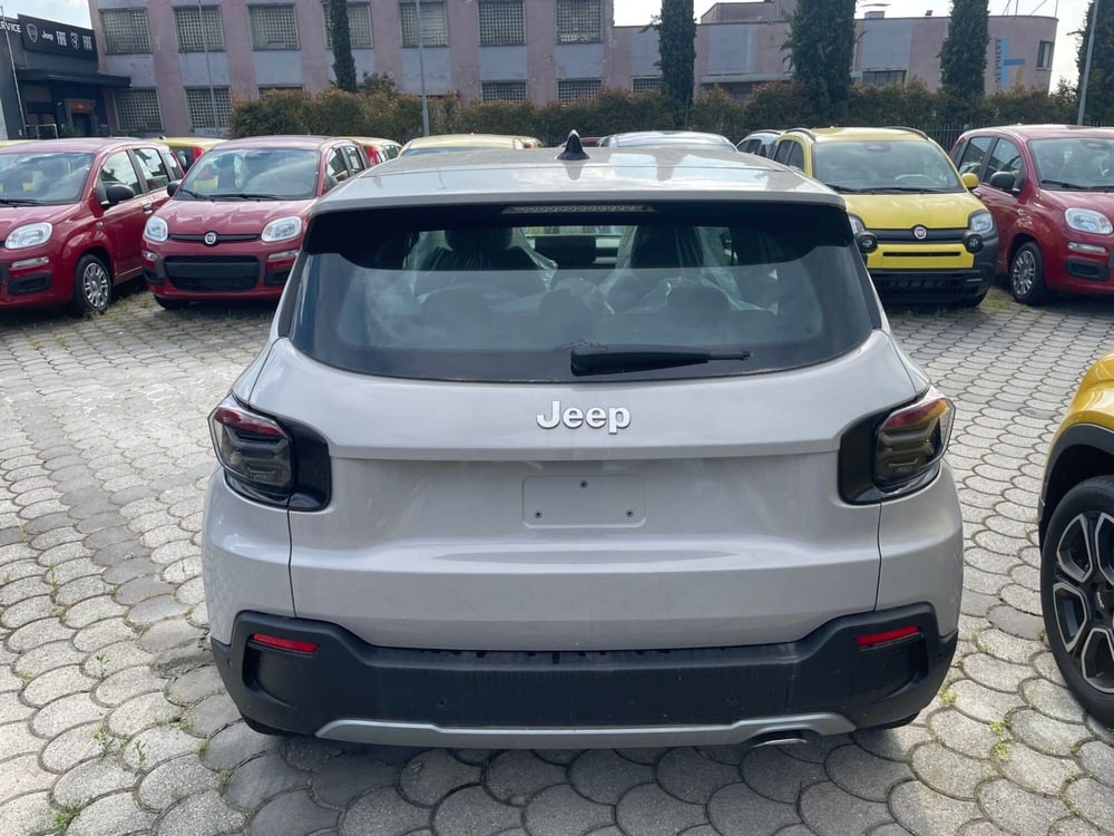 Jeep Avenger nuova a Lucca (5)